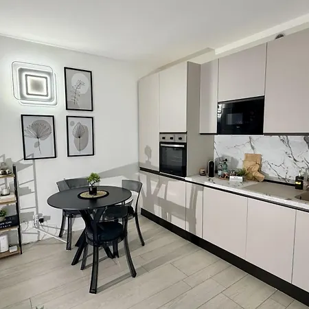 公寓 Elica Garden Near Airport 贝尔加莫
