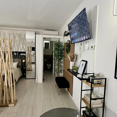 Elica Garden Near Airport 公寓 贝尔加莫