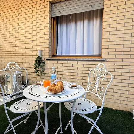 Elica Garden Free Parking & Airport Διαμέρισμα *